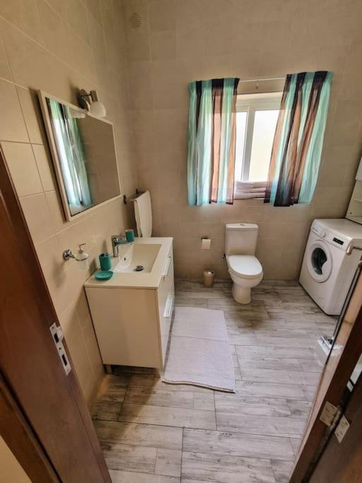 Comfort And Tranquility Close To The Appartamento